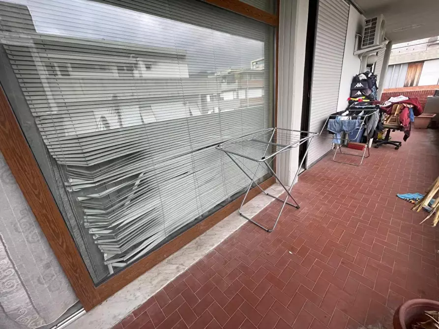 Immagine 10 di Appartamento in vendita  a Carrara