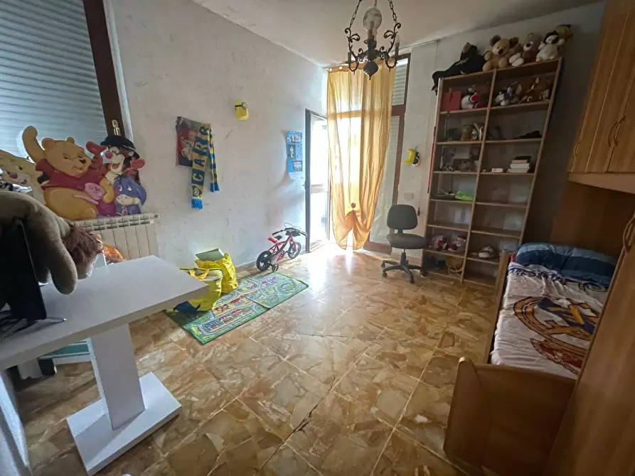 Immagine 3 di Appartamento in vendita  a Carrara