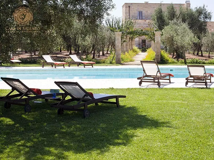 Immagine 45 di Villa in vendita  a Ruffano