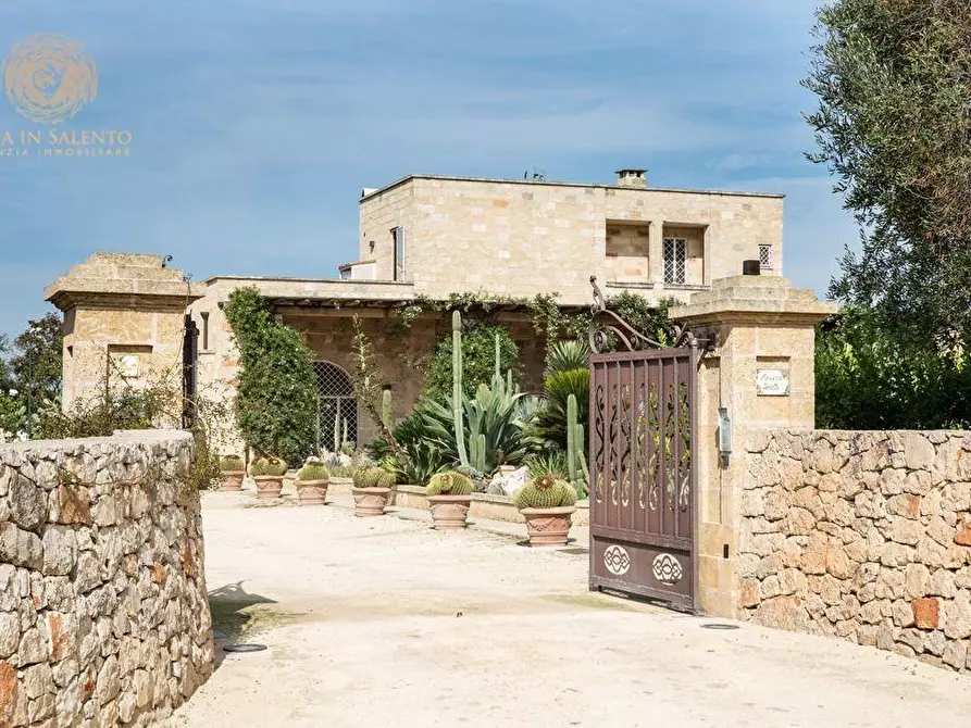 Immagine 24 di Villa in vendita  a Ruffano