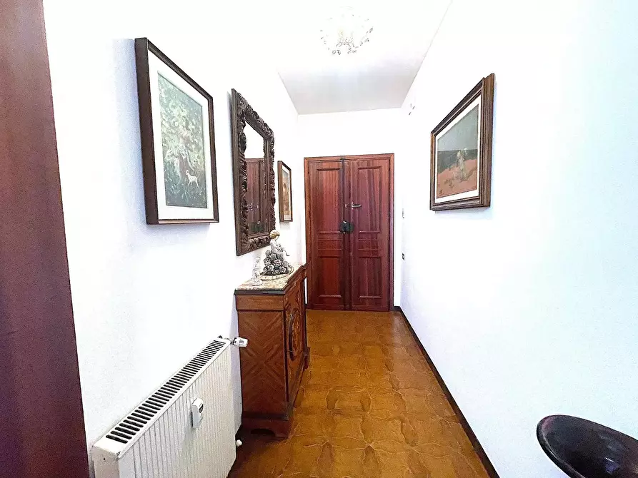 Immagine 11 di Appartamento in vendita  a Empoli