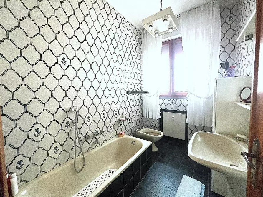 Immagine 31 di Appartamento in vendita  a Empoli