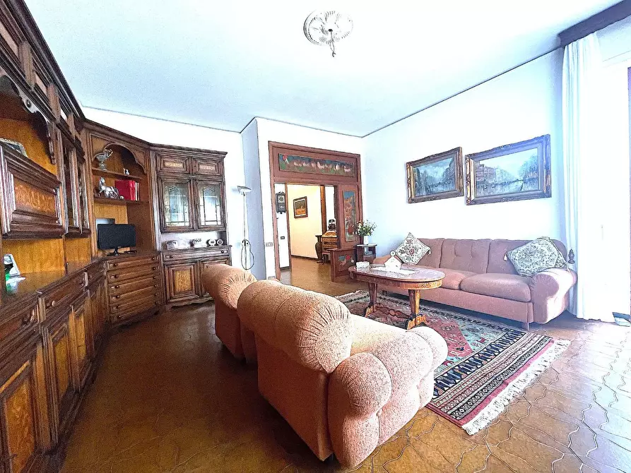 Immagine 8 di Appartamento in vendita  a Empoli