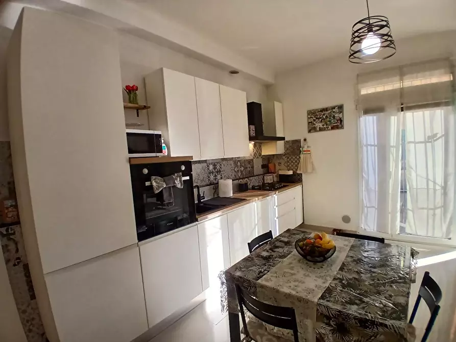 Immagine 9 di Appartamento in vendita  a Livorno