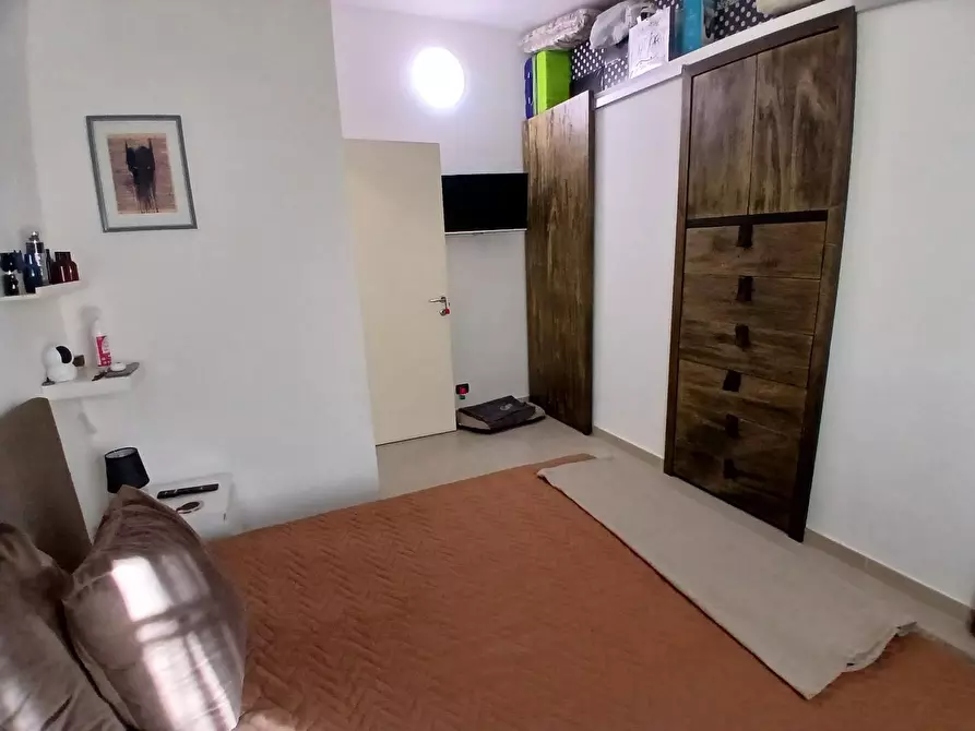 Immagine 17 di Appartamento in vendita  a Livorno