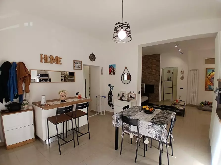 Immagine 13 di Appartamento in vendita  a Livorno