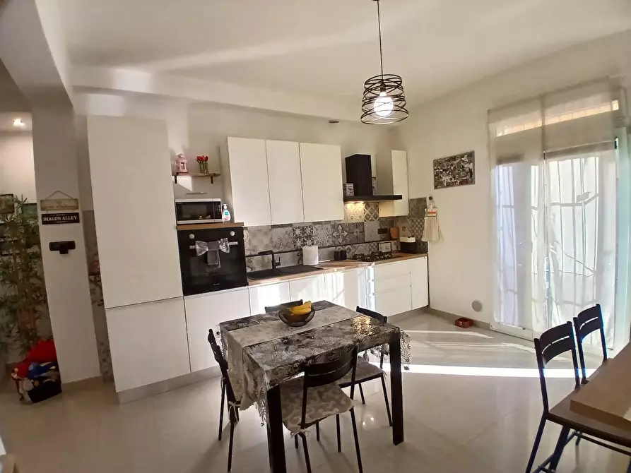 Immagine 10 di Appartamento in vendita  a Livorno