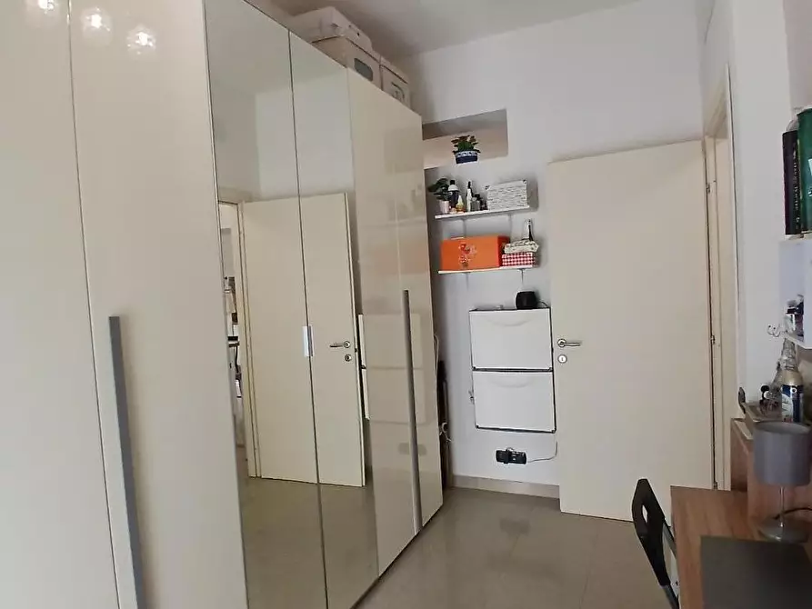 Immagine 21 di Appartamento in vendita  a Livorno