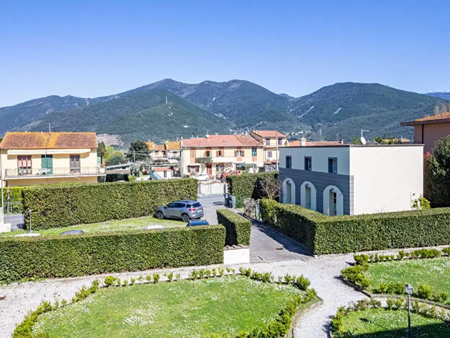 Immagine 9 di Appartamento in vendita  a San Giuliano Terme