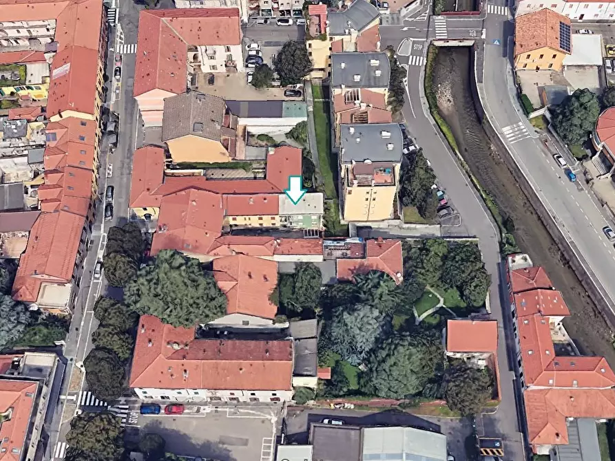 Immagine 2 di Appartamento in vendita  a Legnano