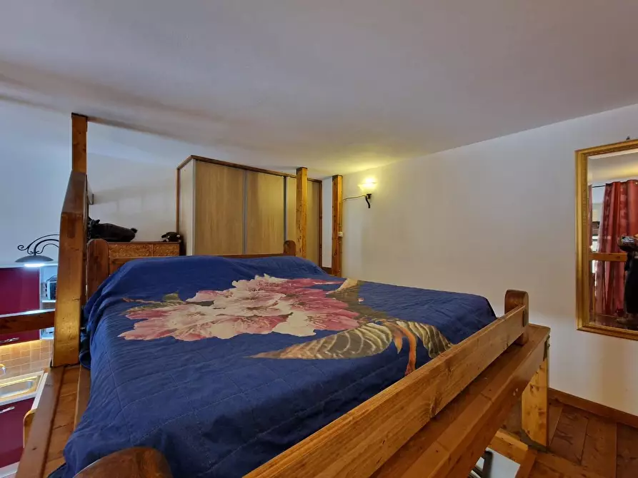 Immagine 9 di Loft/Open space in vendita  a Collesalvetti