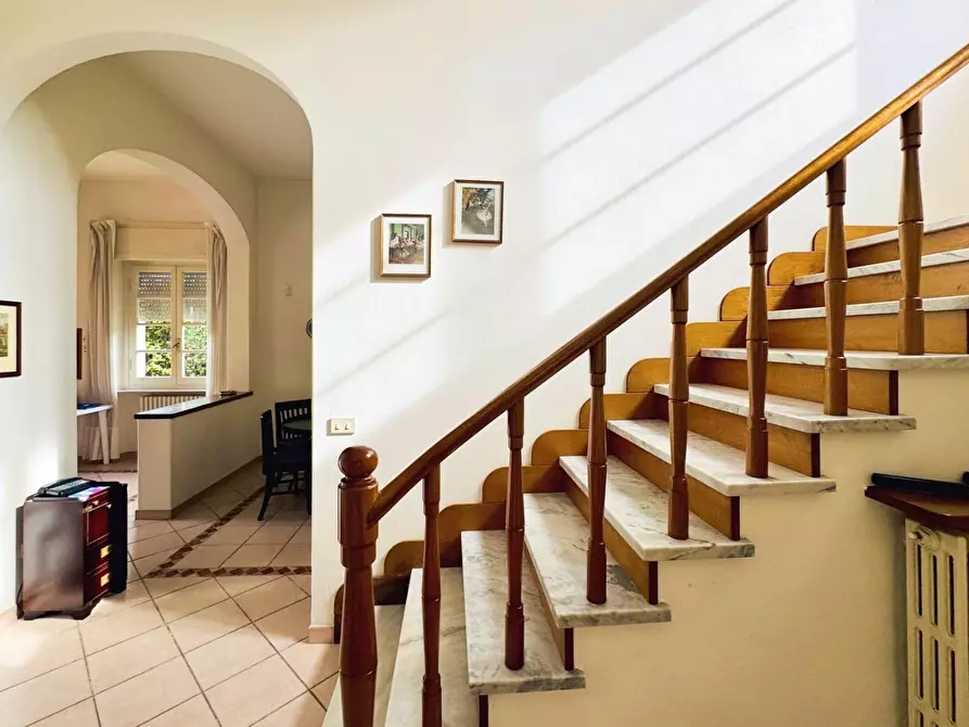 Immagine 19 di Casa indipendente in vendita  a Camaiore