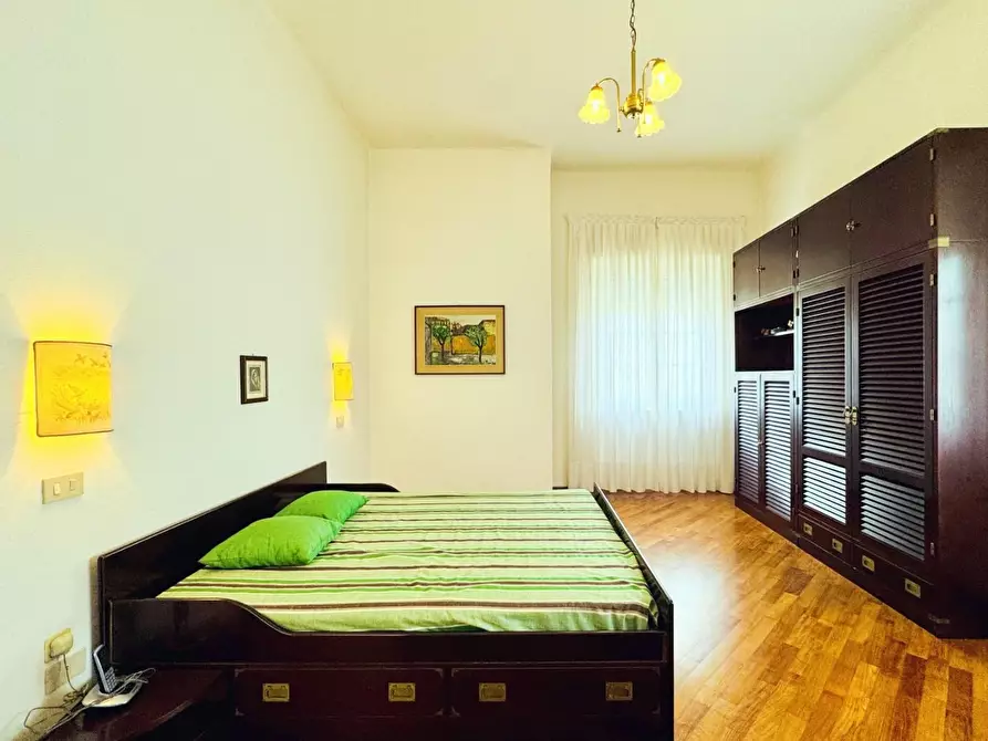 Immagine 44 di Casa indipendente in vendita  a Camaiore