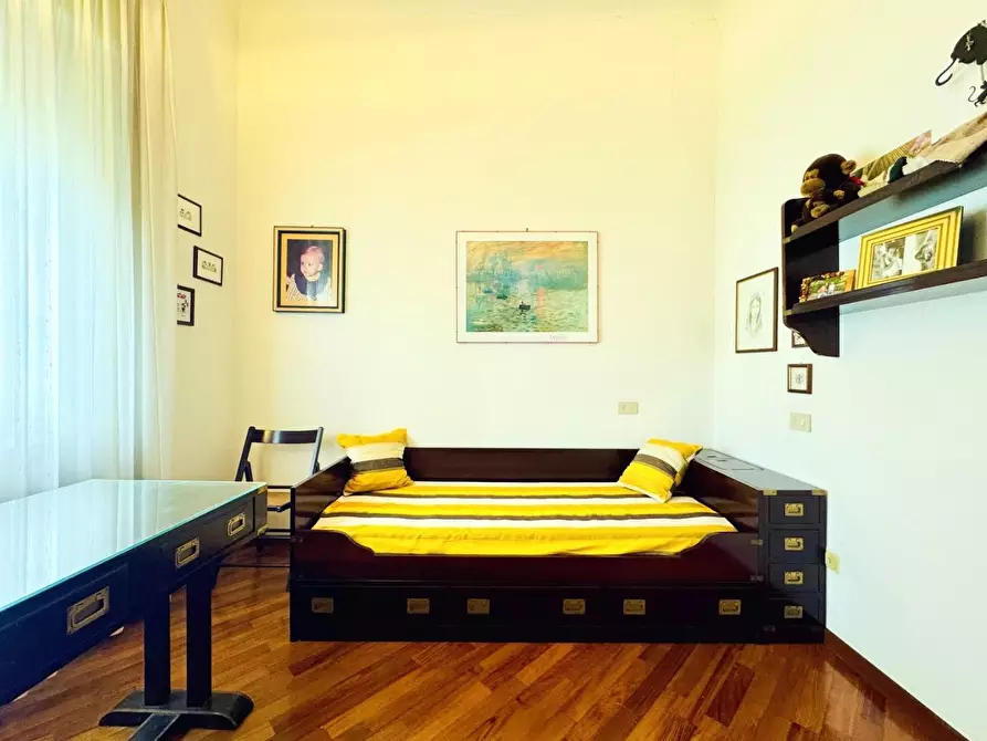 Immagine 38 di Casa indipendente in vendita  a Camaiore