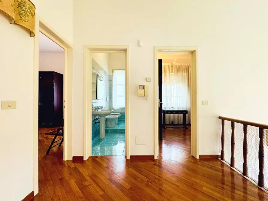 Immagine 36 di Casa indipendente in vendita  a Camaiore