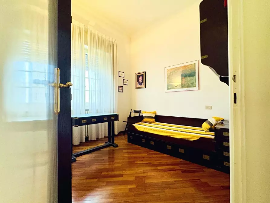 Immagine 37 di Casa indipendente in vendita  a Camaiore