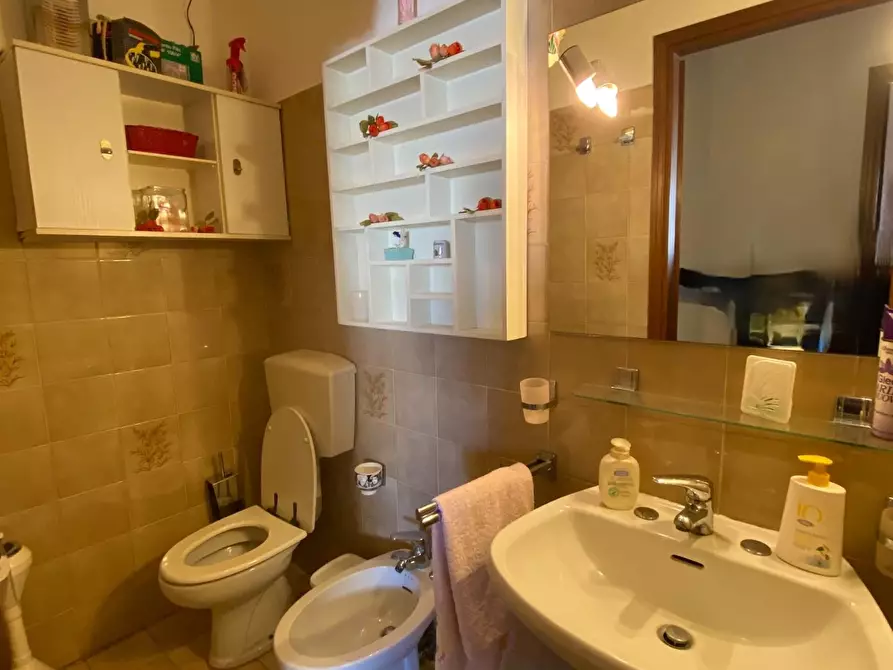 Immagine 17 di Appartamento in vendita  a Certaldo