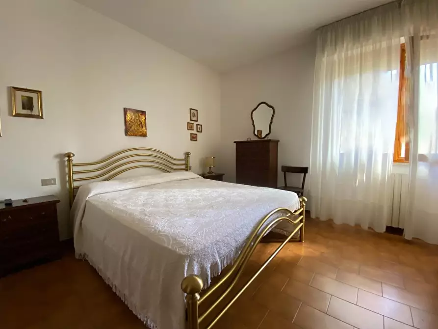 Immagine 18 di Appartamento in vendita  a Certaldo