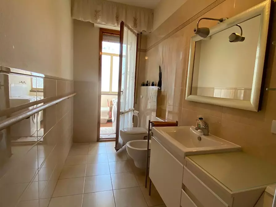 Immagine 30 di Appartamento in vendita  a Certaldo