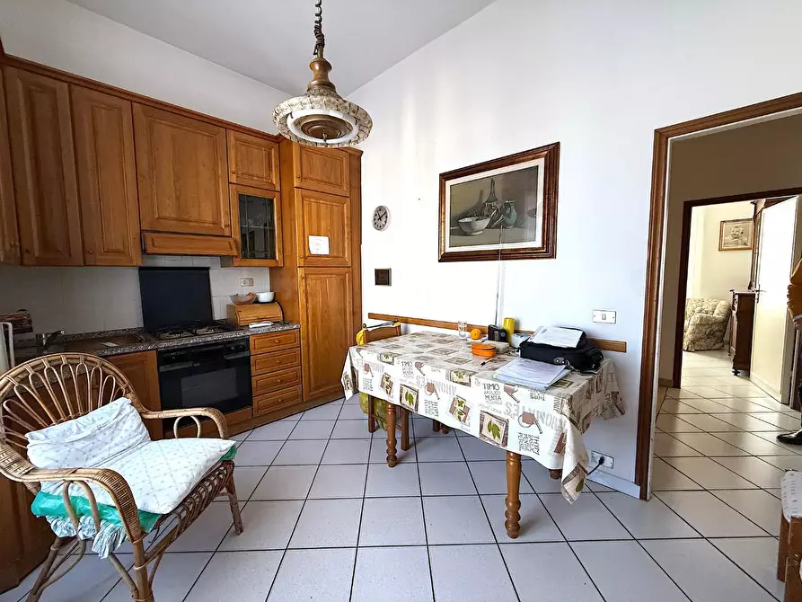 Immagine 9 di Appartamento in vendita  a Empoli