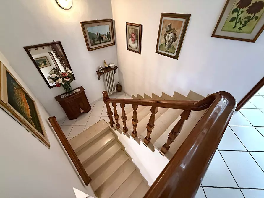 Immagine 2 di Appartamento in vendita  a Empoli