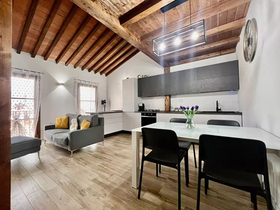 Immagine 14 di Appartamento in vendita  a San Giuliano Terme