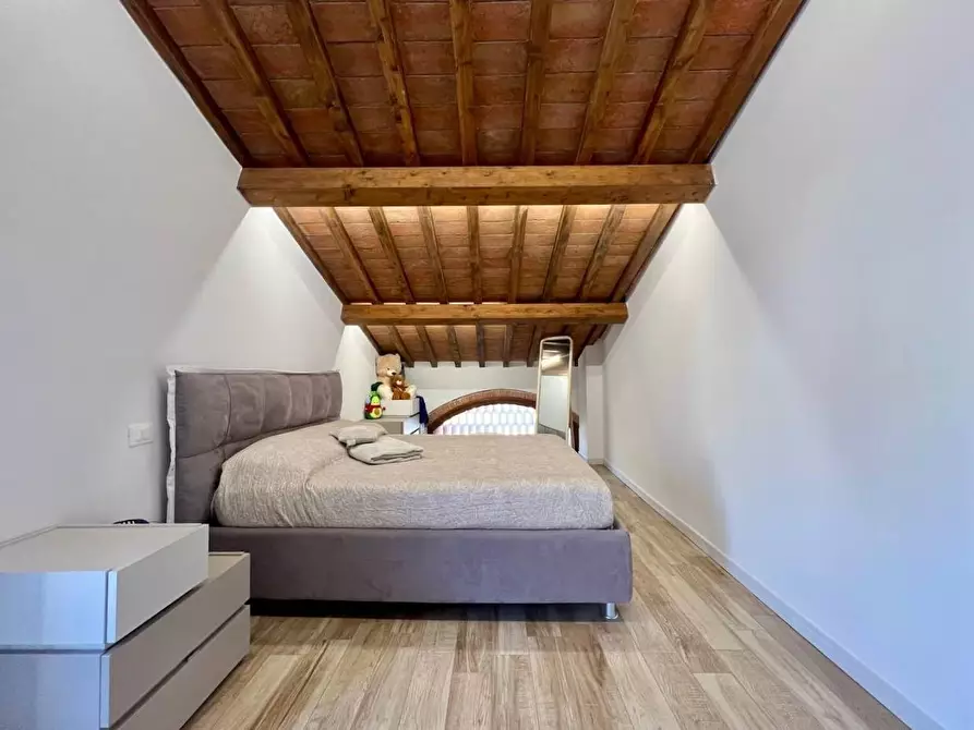 Immagine 28 di Appartamento in vendita  a San Giuliano Terme