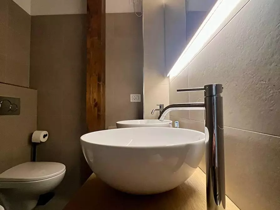 Immagine 18 di Appartamento in vendita  a San Giuliano Terme