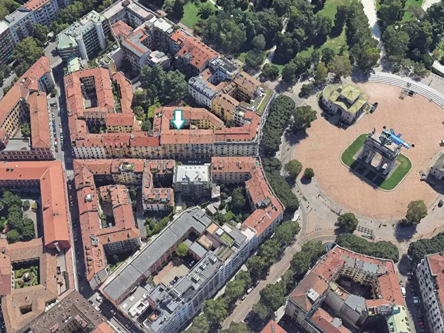 Immagine 3 di Appartamento in vendita  a Milano