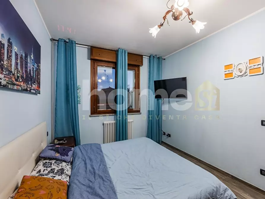 Immagine 14 di Appartamento in vendita  a Reggio Nell'emilia