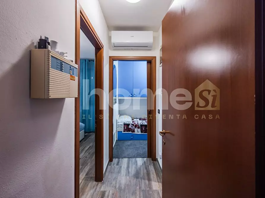 Immagine 11 di Appartamento in vendita  a Reggio Nell'emilia