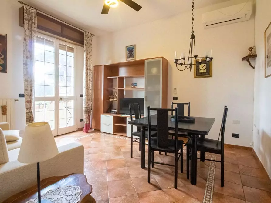 Immagine 11 di Appartamento in vendita  a Pisa