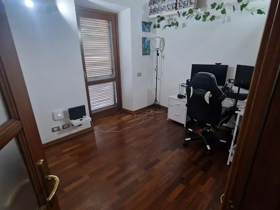 Immagine 15 di Appartamento in vendita  a Carrara