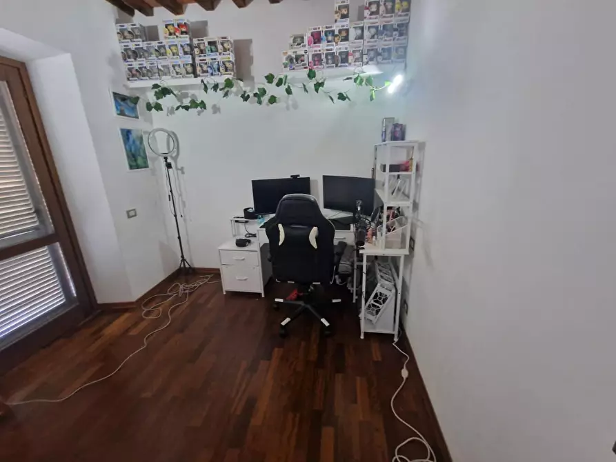 Immagine 16 di Appartamento in vendita  a Carrara