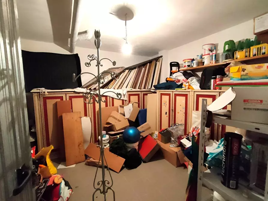 Immagine 17 di Appartamento in vendita  a Massa