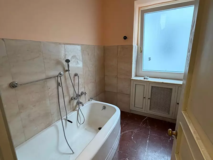 Immagine 7 di Appartamento in affitto  a La Spezia