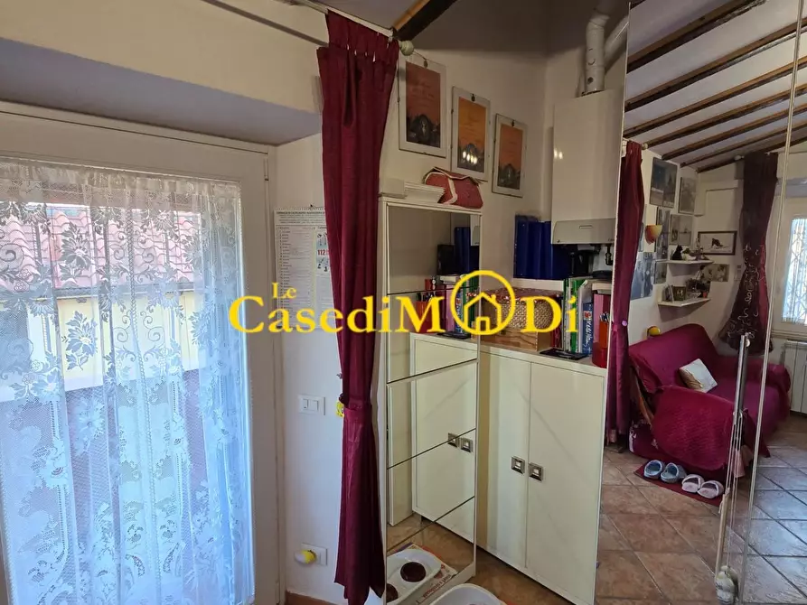 Immagine 12 di Porzione di casa in vendita  a Rosignano Marittimo