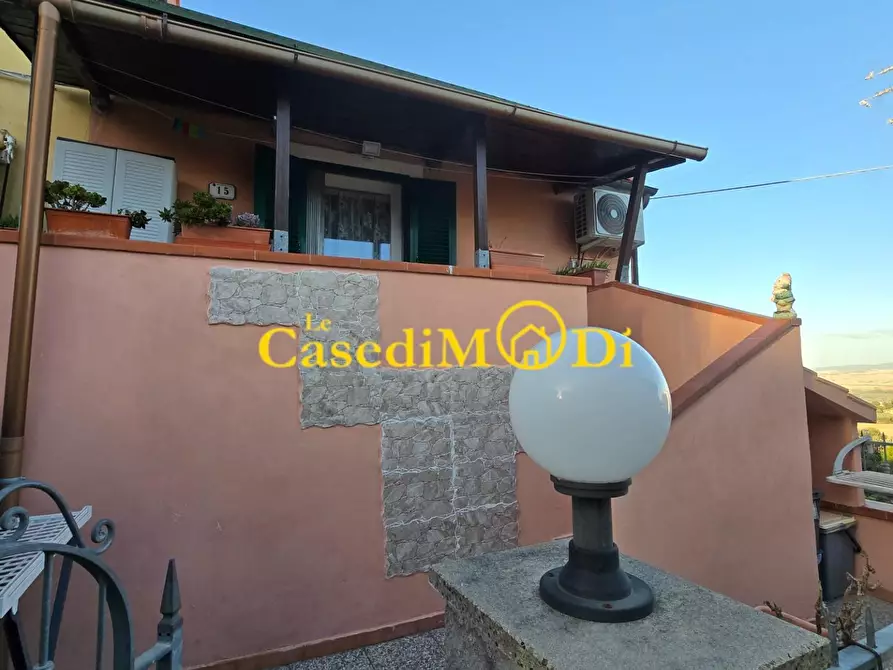 Immagine 5 di Porzione di casa in vendita  a Rosignano Marittimo