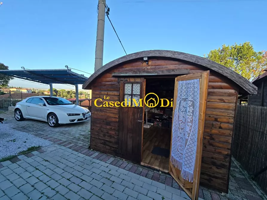 Immagine 30 di Porzione di casa in vendita  a Rosignano Marittimo