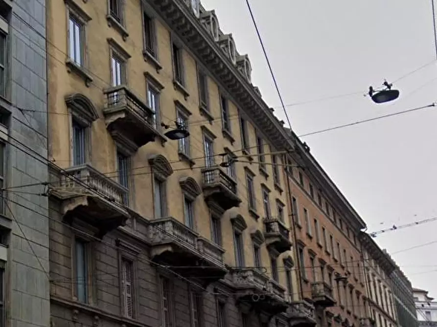 Immagine 1 di Appartamento in vendita  a Milano