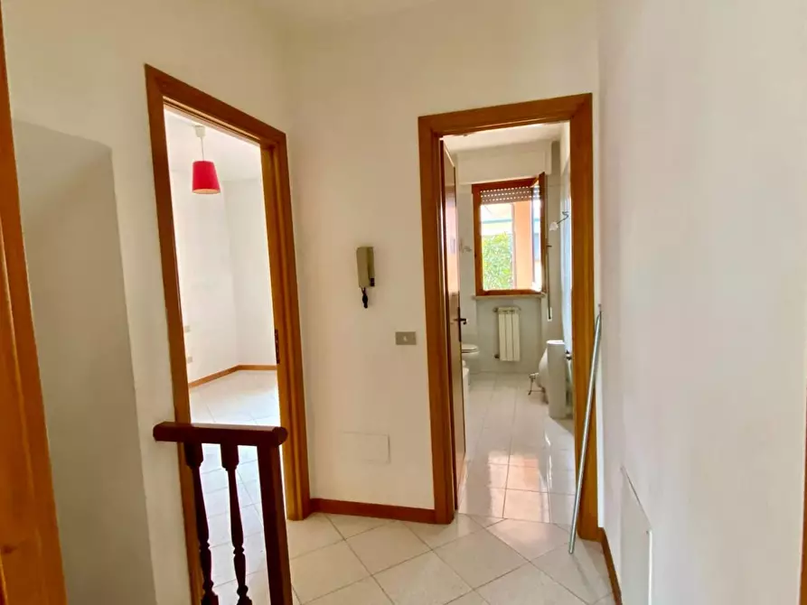 Immagine 27 di Villetta a schiera in vendita  a Viareggio