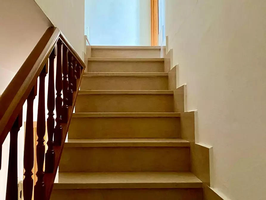 Immagine 21 di Villetta a schiera in vendita  a Viareggio