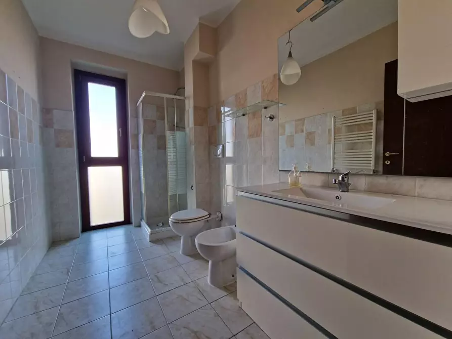 Immagine 12 di Appartamento in vendita  a Livorno