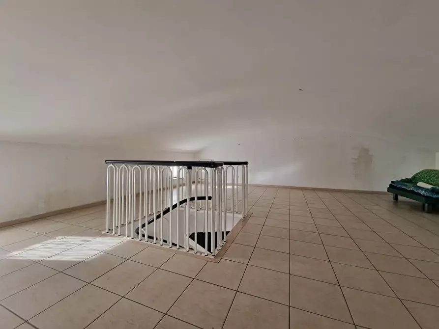 Immagine 16 di Appartamento in vendita  a Livorno