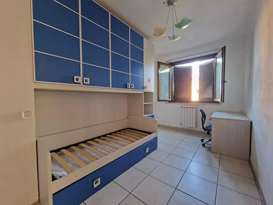 Immagine 10 di Appartamento in vendita  a Livorno