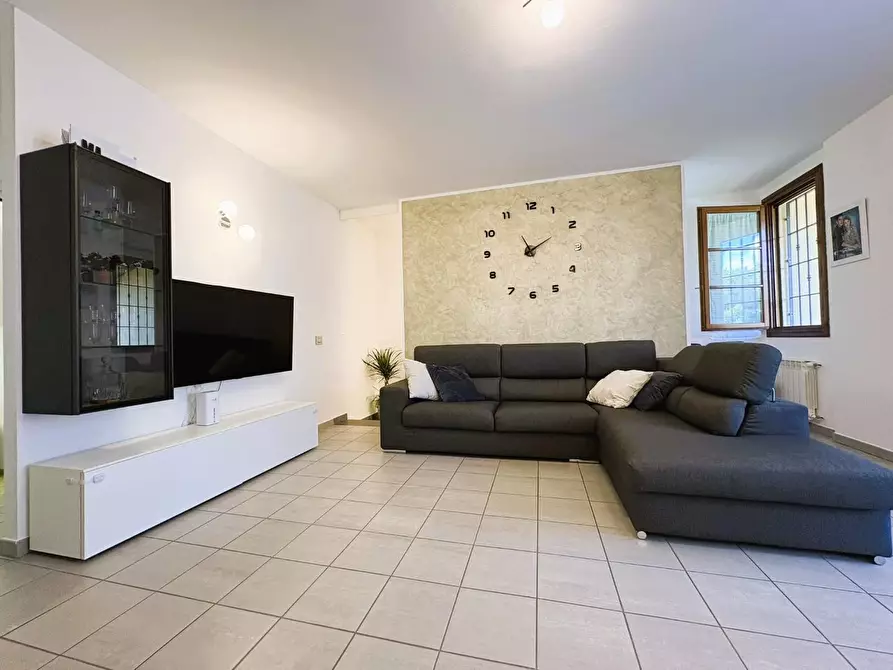 Immagine 1 di Appartamento in vendita  a Montespertoli