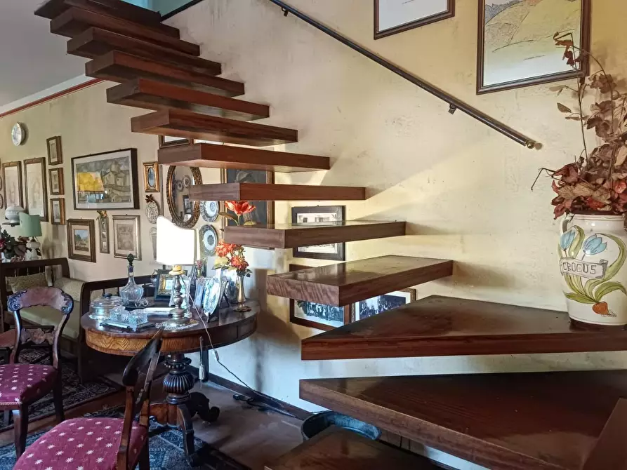 Immagine 32 di Casa semindipendente in vendita  a Borgo A Mozzano