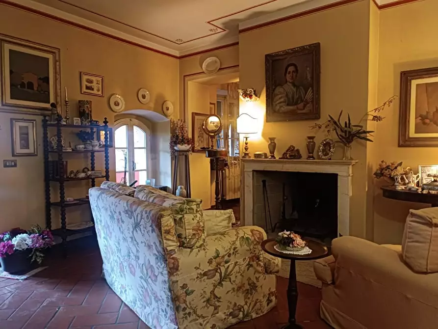 Immagine 17 di Casa semindipendente in vendita  a Borgo A Mozzano