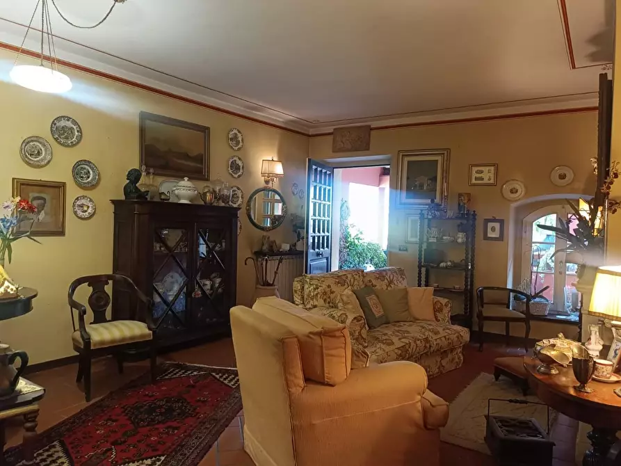 Immagine 16 di Casa semindipendente in vendita  a Borgo A Mozzano