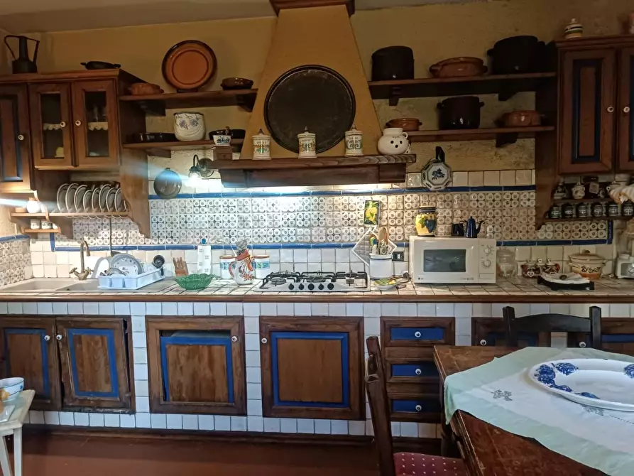 Immagine 33 di Casa semindipendente in vendita  a Borgo A Mozzano